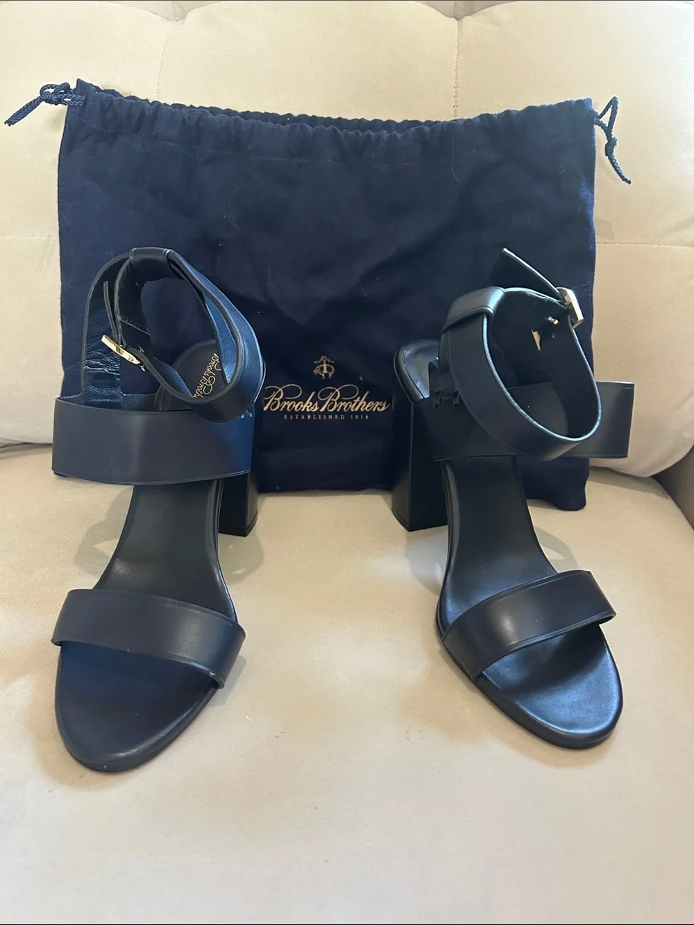 Brooks Brothers Black Leather Block Heel Sandals with Ankle Strap w dust bag